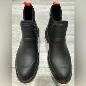 Rag & Bone Dartford Rubber Chelsea Rain Boots. Size 6/36. Sleek water-resistant.